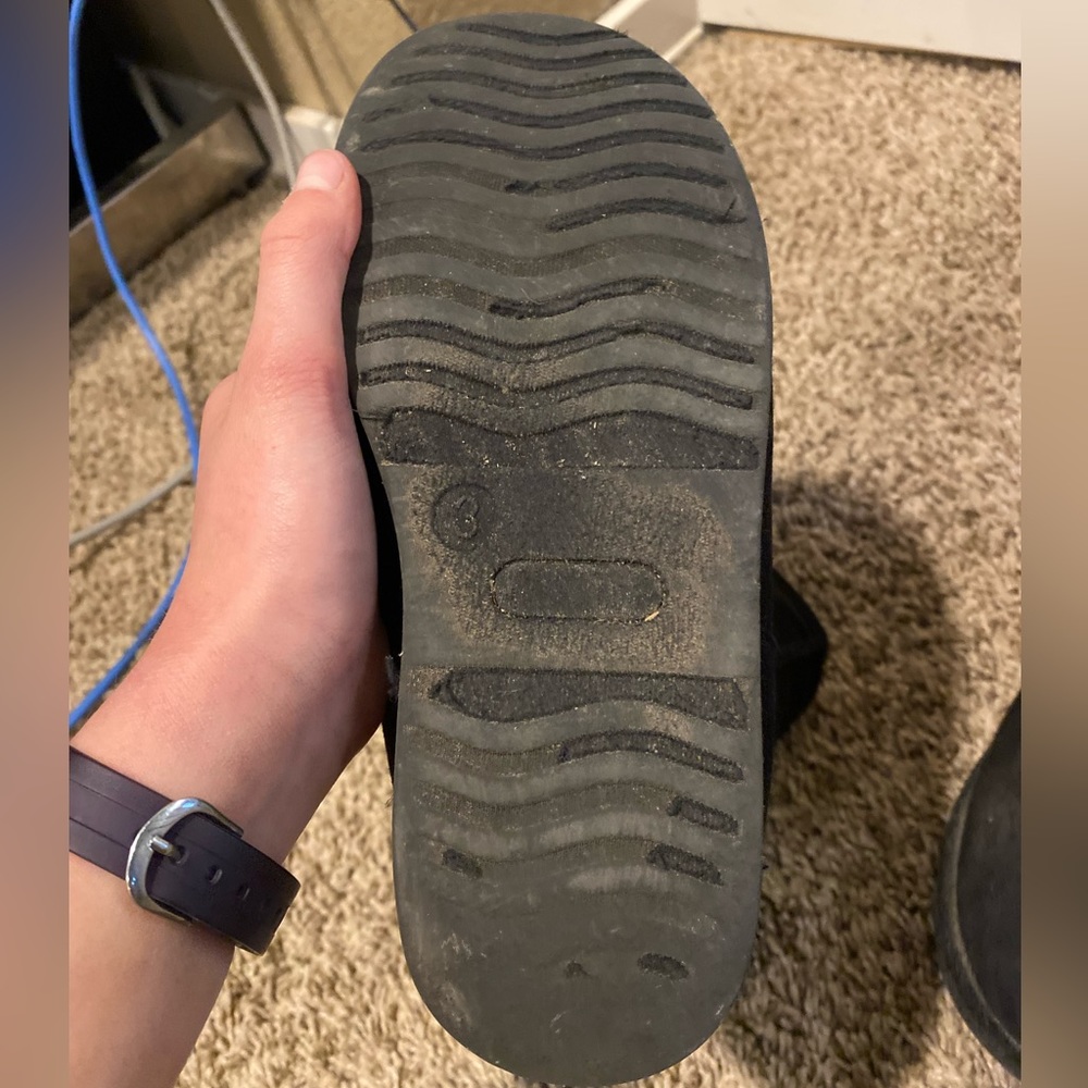 Ugg boots - Picture 2 of 4